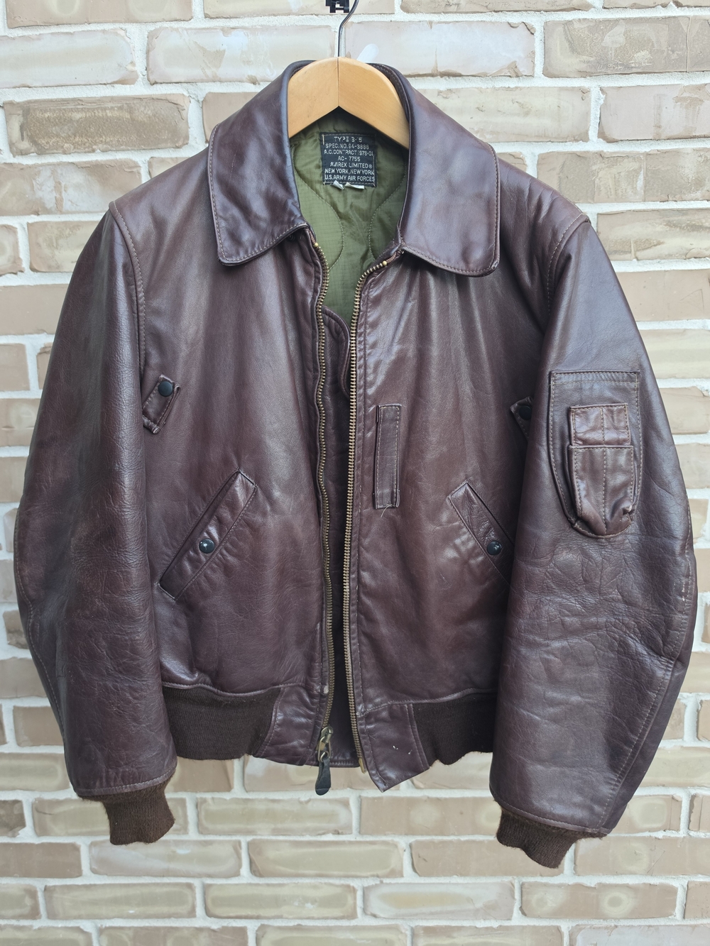 Avirex Dark Brown Leather Bomber Jacket Men's Medium M Vintage Made in USA